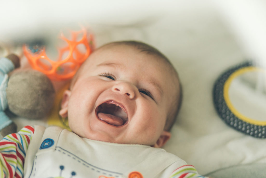 ma liste d'achats indispensables avant la naissance de bébé à prévoir durant la grossesse