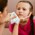 Maux de tête et saignements de nez : une double source d'inquiétude