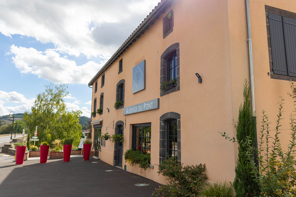restaurant étoilé auberge du pont pont du chateau - ©JDEO