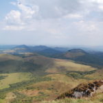 50 activités incontournables à faire en Auvergne avec des enfants en 2026 sommet du puy de dome clermont ferrand