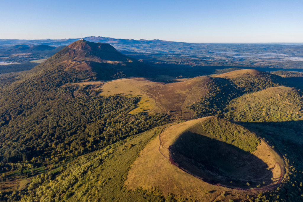 10 visites incontournables france volcan auvergne