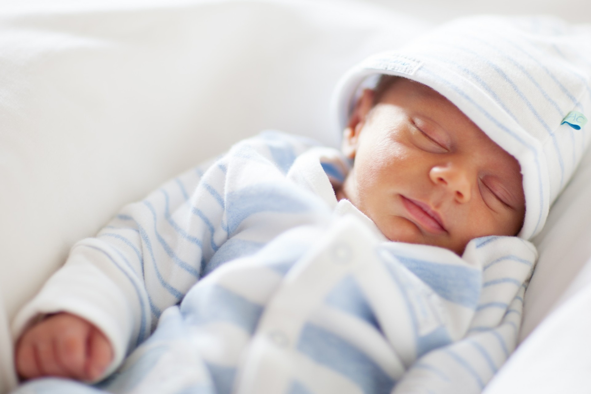 Conseils pour habiller bébé la nuit