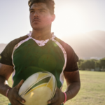 Match de rugby en cours avec un chronomètre visible