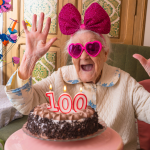 Cadeaux pour fêter un centenaire idées originales et touchantes