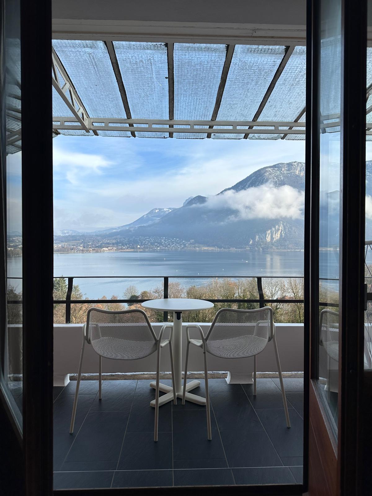 hotel 4 etoiles annecy vue lac